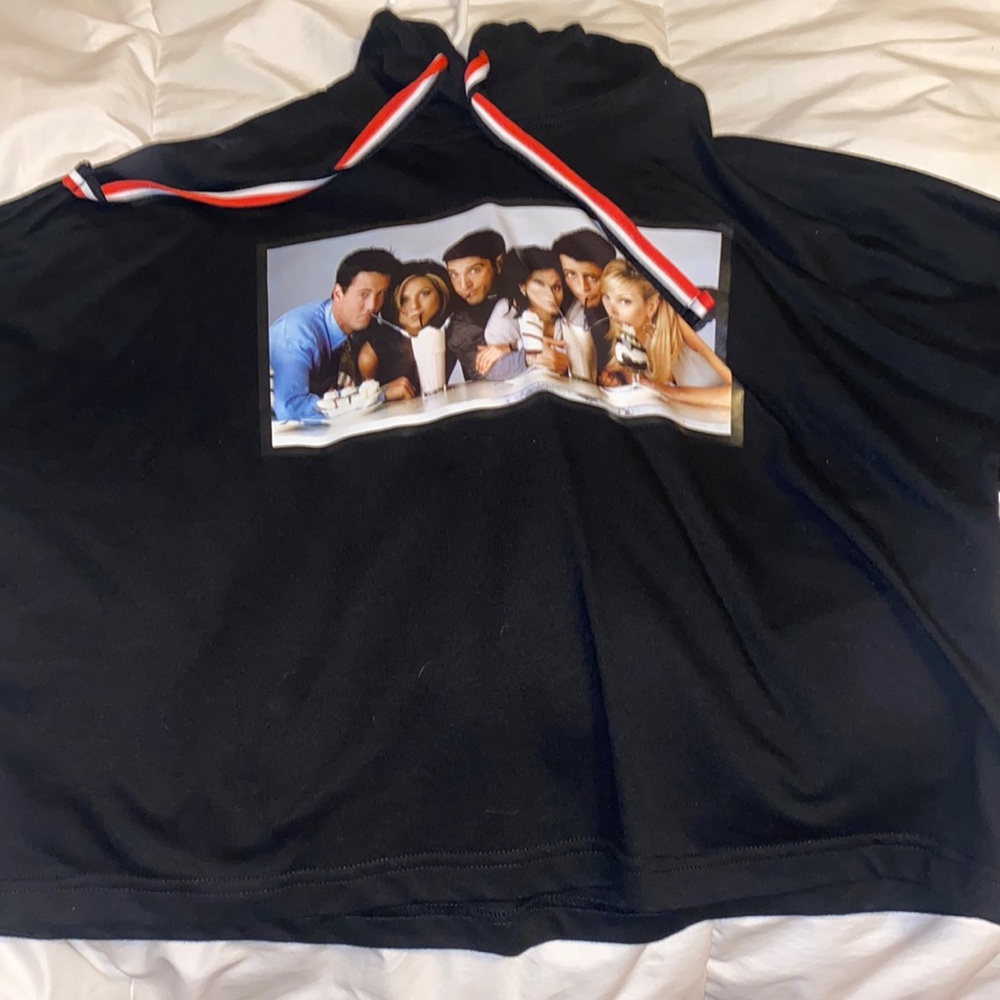friends pullover